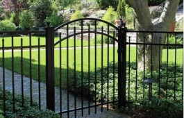 48” Carolina with Arched Gate
